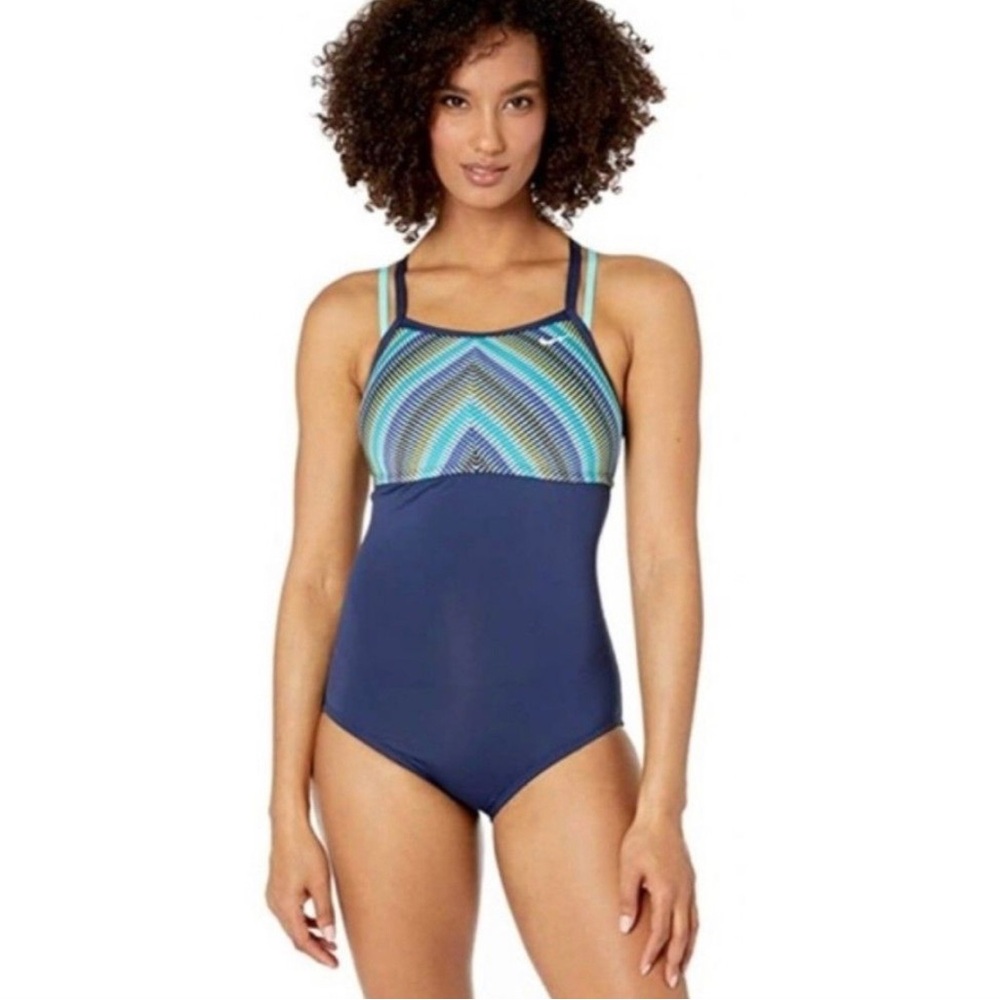Nike strappy-back one-piece swimsuit with removable cups / Women's Large